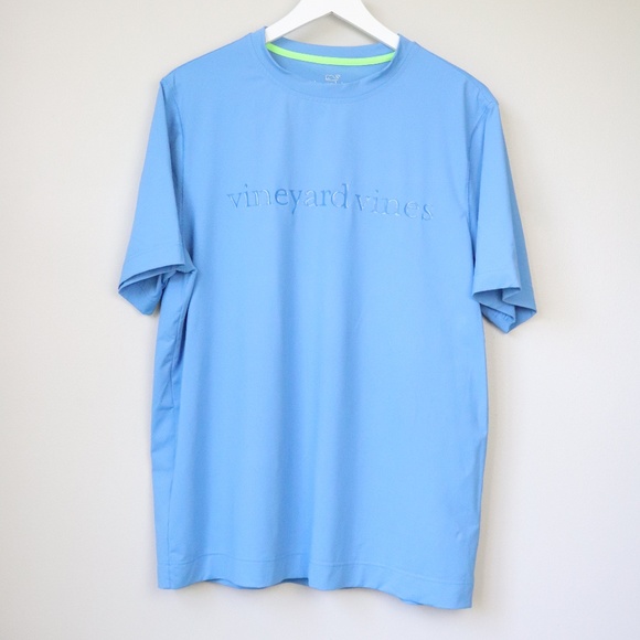 Vineyard Vines Other - Vineyard Vines Spellout Wicking Short Sleeve Top